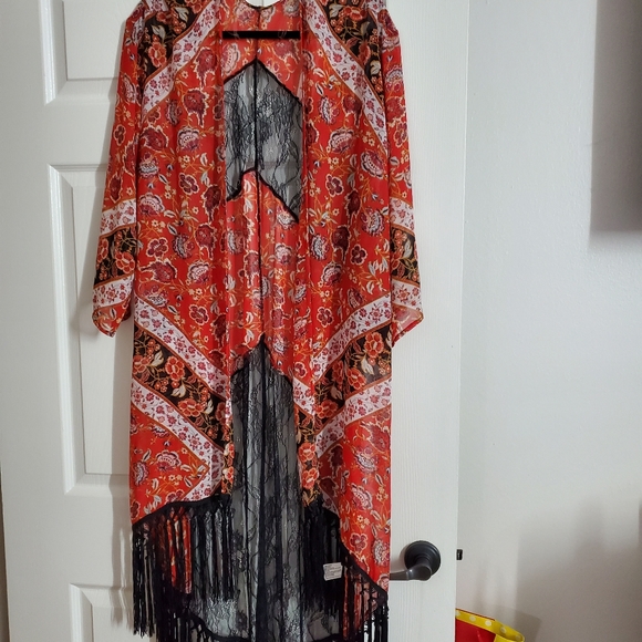 Fashion - Picture 2 of 2